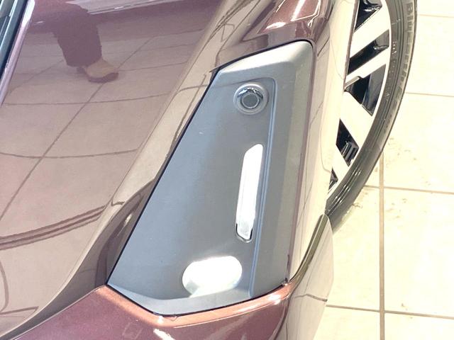 ルーミー カスタムＧ　禁煙車　両側電動ドア　純正９型ディスプレイオーディオ　バックカメラ　衝突被害軽減システム　レーダークルーズ　ドラレコ　コーナーセンサー　スマートキー　ＬＥＤヘッド　オートライト　オートエアコン（30枚目）