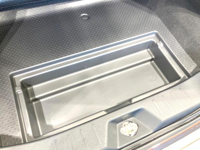 ルーミー カスタムＧ　禁煙車　両側電動ドア　純正９型ディスプレイオーディオ　バックカメラ　衝突被害軽減システム　レーダークルーズ　ドラレコ　コーナーセンサー　スマートキー　ＬＥＤヘッド　オートライト　オートエアコン（43枚目）