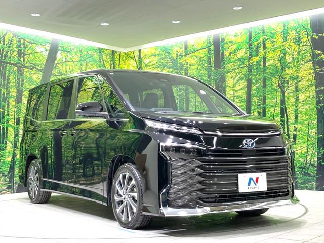 ヴォクシー ハイブリッドＳ－Ｚ　禁煙車　両側電動ドア　全周囲カメラ　衝突被害軽減システム　レーダークルーズ　ハーフレザーシート　コーナーセンサー　シートヒーター　３眼ＬＥＤヘッド　ビルトインＥＴＣ　オートハイビーム　パークアシスト（17枚目）
