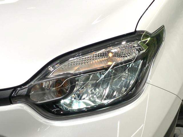 シエンタ ハイブリッドX 禁煙車 電動スライドドア 衝突被害軽減システム レーダークルーズ コーナーセンサー スマートキー オートハイビーム オートライト オートエアコン ヘッドライトリベライザー バニティミラー(13枚目)