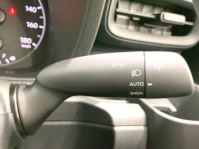 シエンタ ハイブリッドX 禁煙車 電動スライドドア 衝突被害軽減システム レーダークルーズ コーナーセンサー スマートキー オートハイビーム オートライト オートエアコン ヘッドライトリベライザー バニティミラー(35枚目)