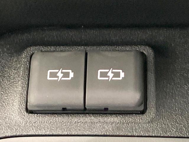 シエンタ ハイブリッドX 禁煙車 電動スライドドア 衝突被害軽減システム レーダークルーズ コーナーセンサー スマートキー オートハイビーム オートライト オートエアコン ヘッドライトリベライザー バニティミラー(54枚目)