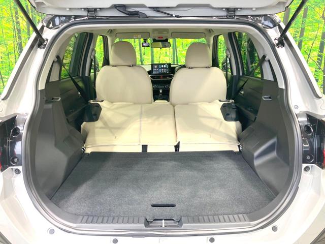 ライズ Ｚ　禁煙車　全周囲カメラ　９インチディスプレイオーディオ　ブラインドスポットモニター　衝突被害軽減システム　１００Ｖ電源　レーダークルーズ　ドラレコ　コーナーセンサー　スマートキー　ＬＥＤヘッド　ＥＴＣ（10枚目）