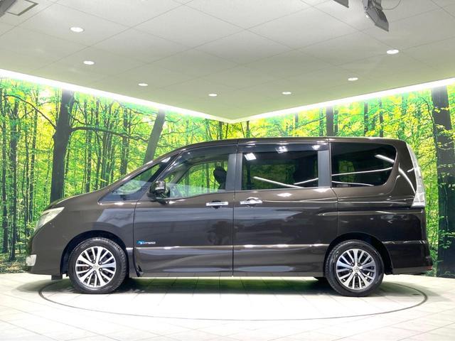 セレナ ハイウェイスター Vセレ+セーフティ SHV Aセフ 禁煙車 後席モニター 両側電動ドア 純正SDナビ 全周囲カメラ 衝突被害軽減システム コーナーセンサー LEDヘッド ドラレコ ビルトインETC オートライト オートエアコン 車線逸脱警報(28枚目)