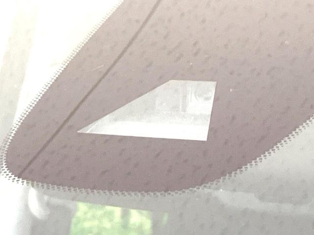 セレナ ハイウェイスターＶエアロモード＋セフティＳＨＶＡセフ　禁煙車　両側電動ドア　純正８型ＳＤナビ　全周囲カメラ　衝突被害軽減システム　コーナーセンサー　スマートキー　ＬＥＤヘッド　ビルトインＥＴＣ　クルコン　オートライト　オートエアコン　純正１６インチアルミ（6枚目）