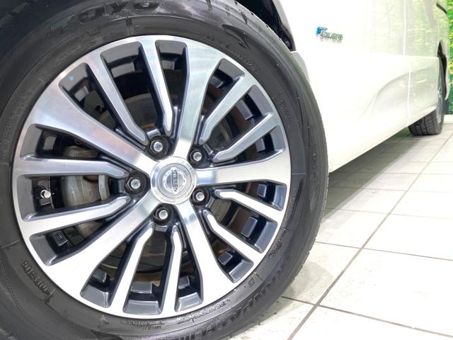 セレナ ハイウェイスターＶエアロモード＋セフティＳＨＶＡセフ　禁煙車　両側電動ドア　純正８型ＳＤナビ　全周囲カメラ　衝突被害軽減システム　コーナーセンサー　スマートキー　ＬＥＤヘッド　ビルトインＥＴＣ　クルコン　オートライト　オートエアコン　純正１６インチアルミ（13枚目）