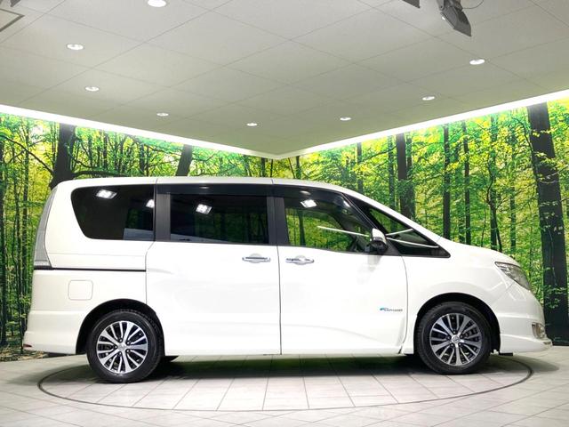 セレナ ハイウェイスターＶエアロモード＋セフティＳＨＶＡセフ　禁煙車　両側電動ドア　純正８型ＳＤナビ　全周囲カメラ　衝突被害軽減システム　コーナーセンサー　スマートキー　ＬＥＤヘッド　ビルトインＥＴＣ　クルコン　オートライト　オートエアコン　純正１６インチアルミ（27枚目）