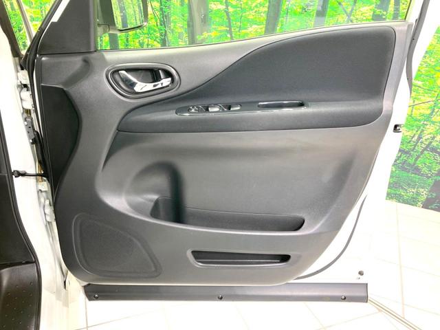 セレナ ハイウェイスターＶエアロモード＋セフティＳＨＶＡセフ　禁煙車　両側電動ドア　純正８型ＳＤナビ　全周囲カメラ　衝突被害軽減システム　コーナーセンサー　スマートキー　ＬＥＤヘッド　ビルトインＥＴＣ　クルコン　オートライト　オートエアコン　純正１６インチアルミ（48枚目）