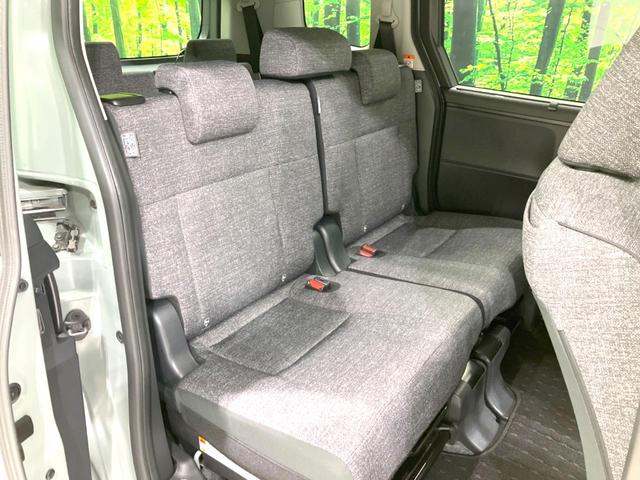 シエンタ ハイブリッドZ 禁煙車 全周囲カメラ 10型ディスプレイオーディオ 両側パワースライドドア 衝突被害軽減システム レーダークルーズ ドライブレコーダー ETC オートエアコン オートライト LEDヘッドライト(11枚目)