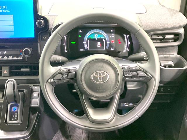 シエンタ ハイブリッドZ 禁煙車 全周囲カメラ 10型ディスプレイオーディオ 両側パワースライドドア 衝突被害軽減システム レーダークルーズ ドライブレコーダー ETC オートエアコン オートライト LEDヘッドライト(14枚目)