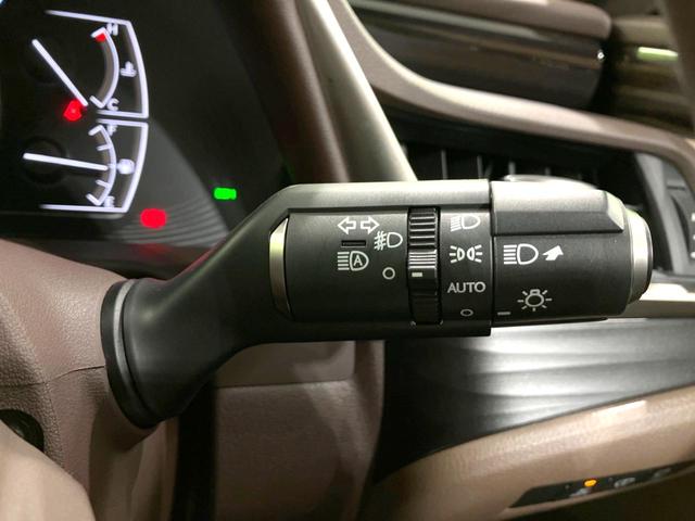 ES ES300h バージョンL ムーンルーフ 12.3インチディスプレイ 全周囲カメラ 衝突被害軽減システム 100V電源 レーダークルーズ 禁煙車 レザーシート ドラレコ コーナーセンサー スマートキー LEDヘッド ETC2.0(63枚目)