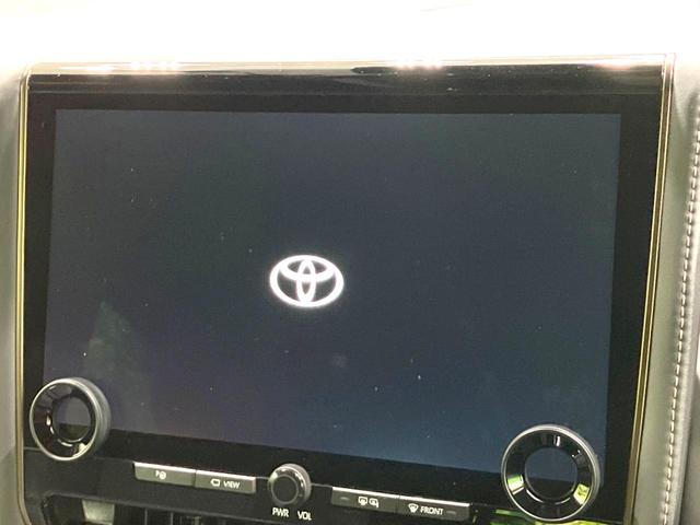 アルファードハイブリッド Z 禁煙車 純正14インチナビ 後席モニター 両側電動スライドドア ユニバーサルステップ HUD 全周囲カメラ 衝突被害軽減システム レーダークルーズ 電動リアゲート レザーシート 快適温熱シート(3枚目)