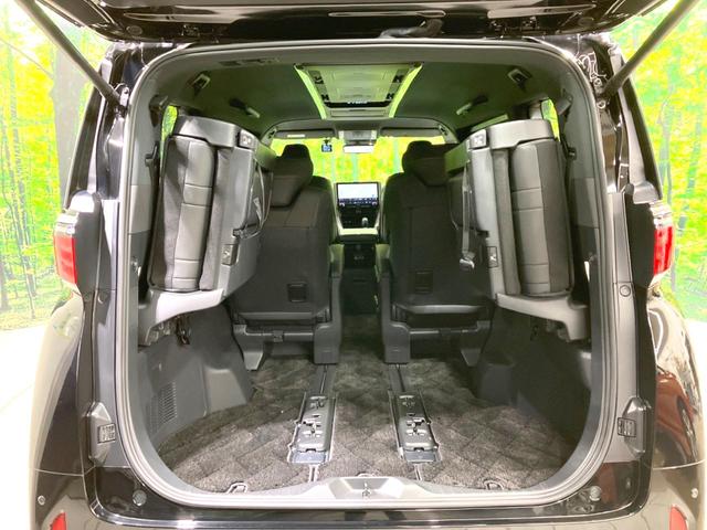 アルファードハイブリッド Z 禁煙車 純正14インチナビ 後席モニター 両側電動スライドドア ユニバーサルステップ HUD 全周囲カメラ 衝突被害軽減システム レーダークルーズ 電動リアゲート レザーシート 快適温熱シート(11枚目)