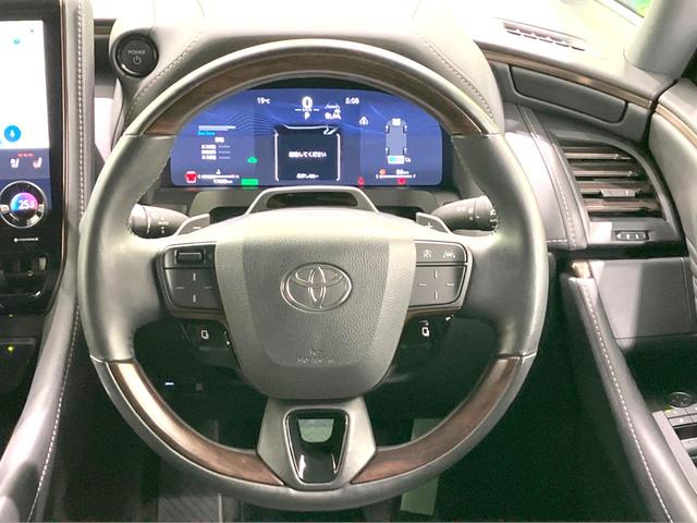 アルファードハイブリッド Z 禁煙車 純正14インチナビ 後席モニター 両側電動スライドドア ユニバーサルステップ HUD 全周囲カメラ 衝突被害軽減システム レーダークルーズ 電動リアゲート レザーシート 快適温熱シート(12枚目)