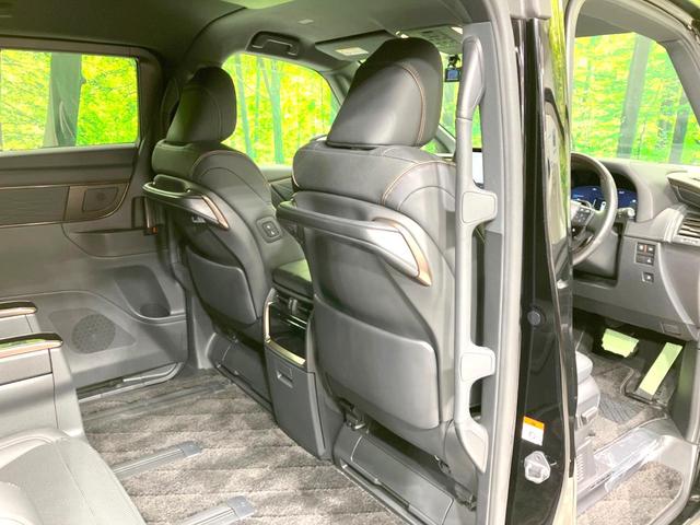 アルファードハイブリッド Z 禁煙車 純正14インチナビ 後席モニター 両側電動スライドドア ユニバーサルステップ HUD 全周囲カメラ 衝突被害軽減システム レーダークルーズ 電動リアゲート レザーシート 快適温熱シート(51枚目)