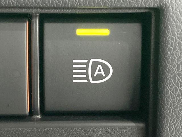 アルファードハイブリッド Z 禁煙車 純正14インチナビ 後席モニター 両側電動スライドドア ユニバーサルステップ HUD 全周囲カメラ 衝突被害軽減システム レーダークルーズ 電動リアゲート レザーシート 快適温熱シート(67枚目)