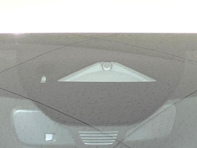 MAZDA3ファストバック XDプロアクティブ ツーリングセレクション 禁煙車 BOSEサウンド 10.25型マツダコネクト 全周囲カメラ 衝突被害軽減システム レーダークルーズ レザーシート パワーシート コーナーセンサー LEDヘッド ビルトインETC 車線逸脱警報(6枚目)