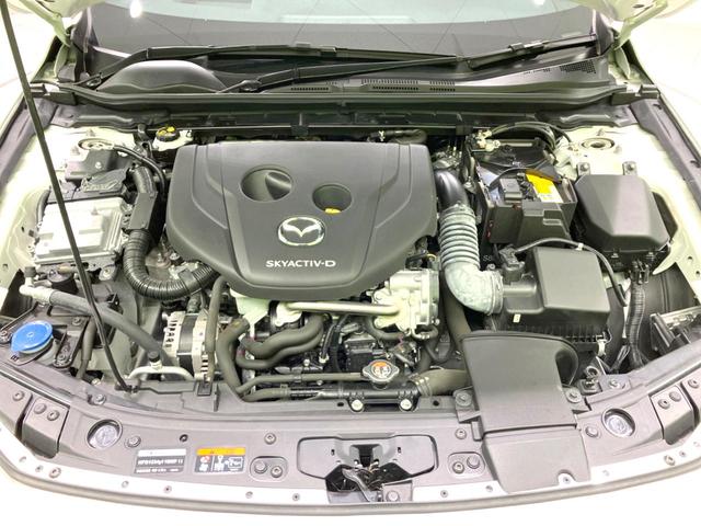MAZDA3ファストバック XDプロアクティブ ツーリングセレクション 禁煙車 BOSEサウンド 10.25型マツダコネクト 全周囲カメラ 衝突被害軽減システム レーダークルーズ レザーシート パワーシート コーナーセンサー LEDヘッド ビルトインETC 車線逸脱警報(18枚目)