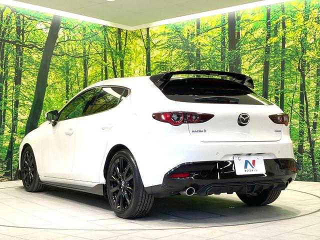 MAZDA3ファストバック XDプロアクティブ ツーリングセレクション 禁煙車 BOSEサウンド 10.25型マツダコネクト 全周囲カメラ 衝突被害軽減システム レーダークルーズ レザーシート パワーシート コーナーセンサー LEDヘッド ビルトインETC 車線逸脱警報(26枚目)