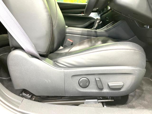 MAZDA3ファストバック XDプロアクティブ ツーリングセレクション 禁煙車 BOSEサウンド 10.25型マツダコネクト 全周囲カメラ 衝突被害軽減システム レーダークルーズ レザーシート パワーシート コーナーセンサー LEDヘッド ビルトインETC 車線逸脱警報(44枚目)