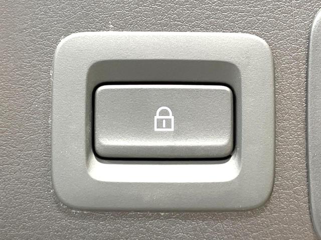 MAZDA3ファストバック XDプロアクティブ ツーリングセレクション 禁煙車 BOSEサウンド 10.25型マツダコネクト 全周囲カメラ 衝突被害軽減システム レーダークルーズ レザーシート パワーシート コーナーセンサー LEDヘッド ビルトインETC 車線逸脱警報(58枚目)