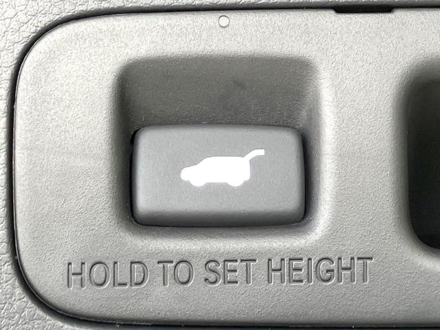 ステップワゴン e:HEVスパーダ プレミアムライン 登録済未使用車 両側電動ドア 衝突被害軽減システム レーダークルーズ BSM 電動リアゲート ハーフレザーシート コーナーセンサー 前席リアシートヒーター LEDヘッド オートライト デュアルエアコン(6枚目)