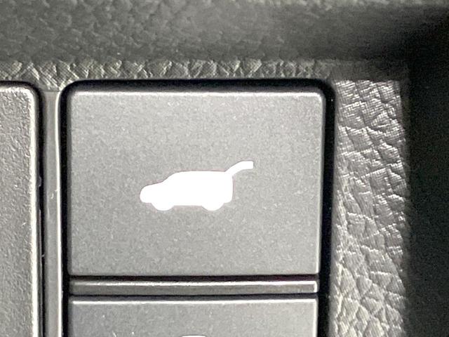 ステップワゴン e:HEVスパーダ プレミアムライン 登録済未使用車 両側電動ドア 衝突被害軽減システム レーダークルーズ BSM 電動リアゲート ハーフレザーシート コーナーセンサー 前席リアシートヒーター LEDヘッド オートライト デュアルエアコン(36枚目)