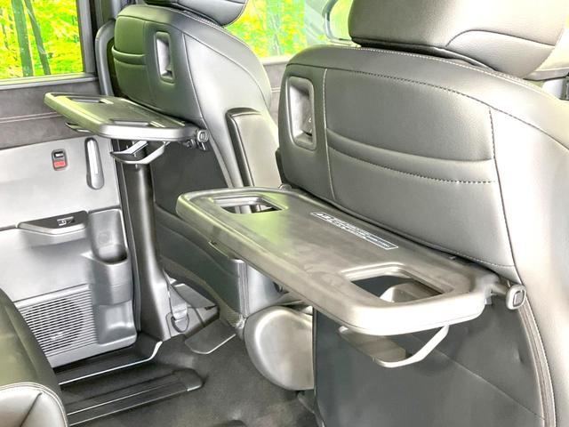 ステップワゴン e:HEVスパーダ プレミアムライン 登録済未使用車 両側電動ドア 衝突被害軽減システム レーダークルーズ BSM 電動リアゲート ハーフレザーシート コーナーセンサー 前席リアシートヒーター LEDヘッド オートライト デュアルエアコン(41枚目)