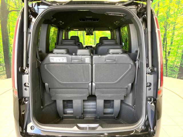 ステップワゴン e:HEVスパーダ プレミアムライン 登録済未使用車 両側電動ドア 衝突被害軽減システム レーダークルーズ BSM 電動リアゲート ハーフレザーシート コーナーセンサー 前席リアシートヒーター LEDヘッド オートライト デュアルエアコン(44枚目)