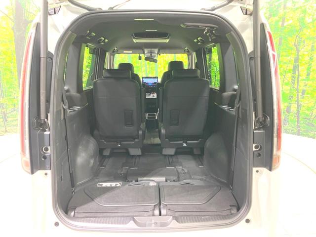 ステップワゴン ｅ：ＨＥＶスパーダ　プレミアムライン　禁煙車　両側電動ドア　純正１１．４型ＳＤナビ　後席モニター　全周囲カメラ　衝突被害軽減システム　レーダークルーズ　電動リアゲート　ハーフレザーシート　ドラレコ　コーナーセンサー　ＬＥＤヘッド（11枚目）