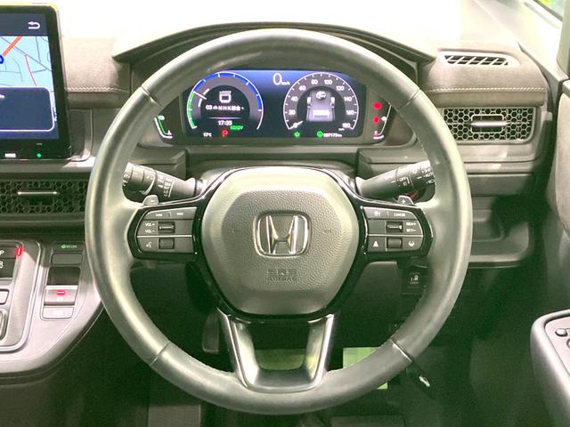 ステップワゴン ｅ：ＨＥＶスパーダ　プレミアムライン　禁煙車　両側電動ドア　純正１１．４型ＳＤナビ　後席モニター　全周囲カメラ　衝突被害軽減システム　レーダークルーズ　電動リアゲート　ハーフレザーシート　ドラレコ　コーナーセンサー　ＬＥＤヘッド（12枚目）