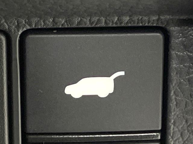 ステップワゴン ｅ：ＨＥＶスパーダ　プレミアムライン　禁煙車　両側電動ドア　純正１１．４型ＳＤナビ　後席モニター　全周囲カメラ　衝突被害軽減システム　レーダークルーズ　電動リアゲート　ハーフレザーシート　ドラレコ　コーナーセンサー　ＬＥＤヘッド（35枚目）