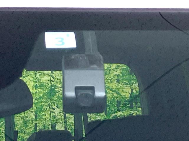 ステップワゴン ｅ：ＨＥＶスパーダ　プレミアムライン　禁煙車　両側電動ドア　純正１１．４型ＳＤナビ　後席モニター　全周囲カメラ　衝突被害軽減システム　レーダークルーズ　電動リアゲート　ハーフレザーシート　ドラレコ　コーナーセンサー　ＬＥＤヘッド（37枚目）