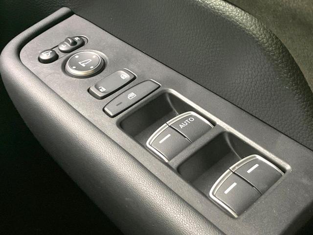 ステップワゴン ｅ：ＨＥＶスパーダ　プレミアムライン　禁煙車　両側電動ドア　純正１１．４型ＳＤナビ　後席モニター　全周囲カメラ　衝突被害軽減システム　レーダークルーズ　電動リアゲート　ハーフレザーシート　ドラレコ　コーナーセンサー　ＬＥＤヘッド（73枚目）