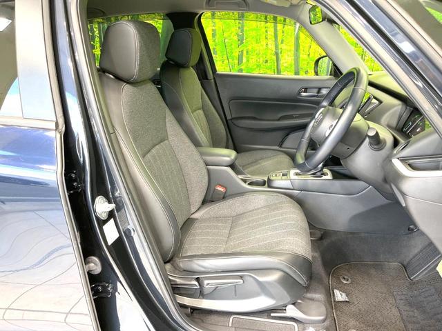 フィット e:HEVホーム 禁煙車 9インチナビ 全周囲カメラ 衝突被害軽減システム レーダークルーズ ハーフレザーシート ドラレコ コーナーセンサー スマートキー LEDヘッド ETC2.0 オートライト オートエアコン(8枚目)