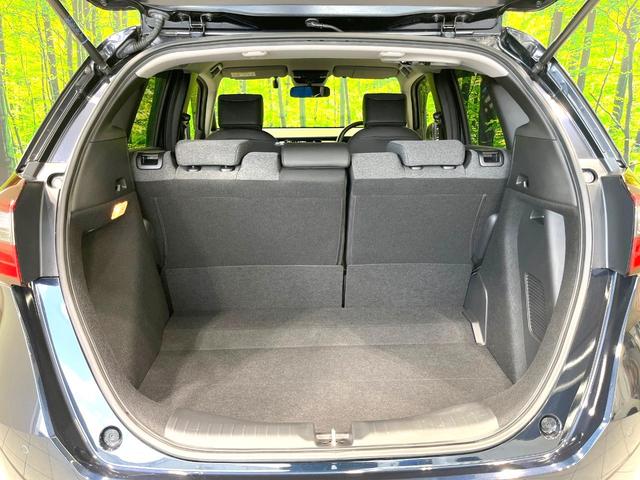 フィット e:HEVホーム 禁煙車 9インチナビ 全周囲カメラ 衝突被害軽減システム レーダークルーズ ハーフレザーシート ドラレコ コーナーセンサー スマートキー LEDヘッド ETC2.0 オートライト オートエアコン(44枚目)