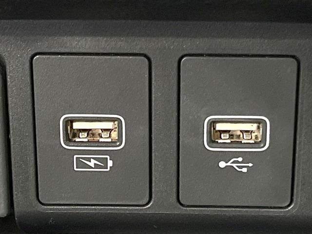 フィット e:HEVホーム 禁煙車 9インチナビ 全周囲カメラ 衝突被害軽減システム レーダークルーズ ハーフレザーシート ドラレコ コーナーセンサー スマートキー LEDヘッド ETC2.0 オートライト オートエアコン(63枚目)