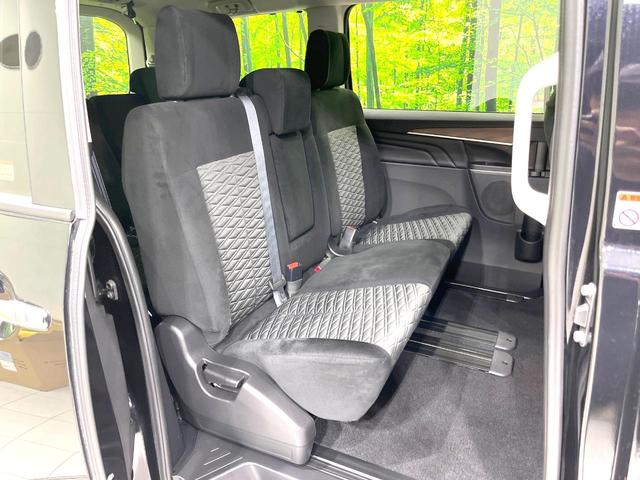 デリカD:5 P 禁煙車 4WD 両側電動ドア 10.1型ナビ 全周囲カメラ 衝突被害軽減システム レーダークルーズ 電動リアゲート パワーシート シートヒーター ステアリングヒーター パドルシフト BSM(9枚目)