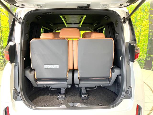 ヴェルファイアハイブリッド Ｚ　プレミア　禁煙車　左右独立ムーンルーフ　１４インチナビ付ディスプレイオーディオ　両側パワスラ　全周囲カメラ　電動リアゲート　デジタルインナーミラー　シートヒーター　シートベンチレーション　オットマン　ＢＳＭ（51枚目）