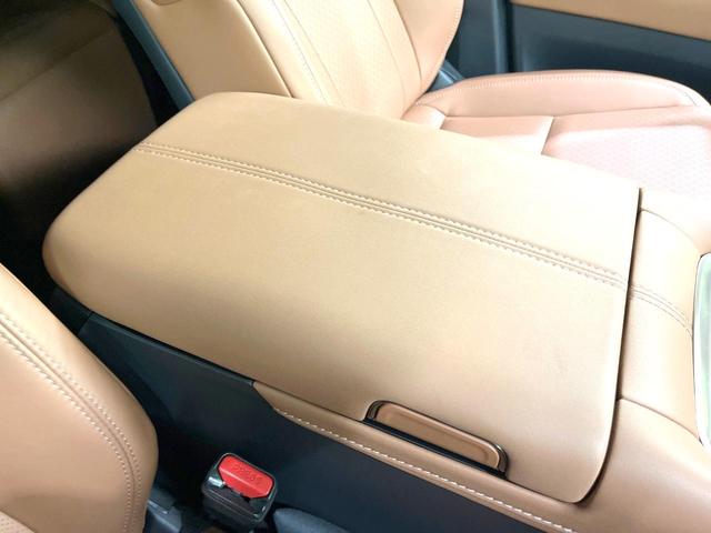 ヴェルファイアハイブリッド Ｚ　プレミア　禁煙車　左右独立ムーンルーフ　１４インチナビ付ディスプレイオーディオ　両側パワスラ　全周囲カメラ　電動リアゲート　デジタルインナーミラー　シートヒーター　シートベンチレーション　オットマン　ＢＳＭ（55枚目）