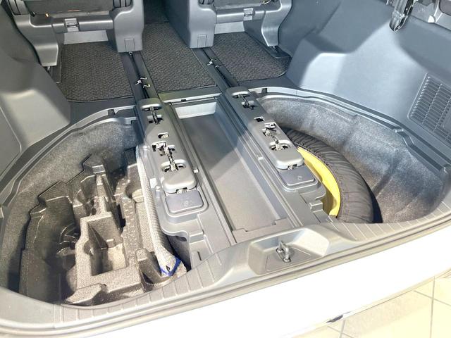 ヴェルファイアハイブリッド Ｚ　プレミア　禁煙車　左右独立ムーンルーフ　１４インチナビ付ディスプレイオーディオ　両側パワスラ　全周囲カメラ　電動リアゲート　デジタルインナーミラー　シートヒーター　シートベンチレーション　オットマン　ＢＳＭ（60枚目）