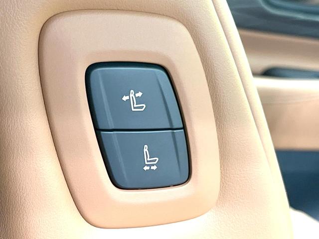 ヴェルファイアハイブリッド Ｚ　プレミア　禁煙車　左右独立ムーンルーフ　１４インチナビ付ディスプレイオーディオ　両側パワスラ　全周囲カメラ　電動リアゲート　デジタルインナーミラー　シートヒーター　シートベンチレーション　オットマン　ＢＳＭ（80枚目）