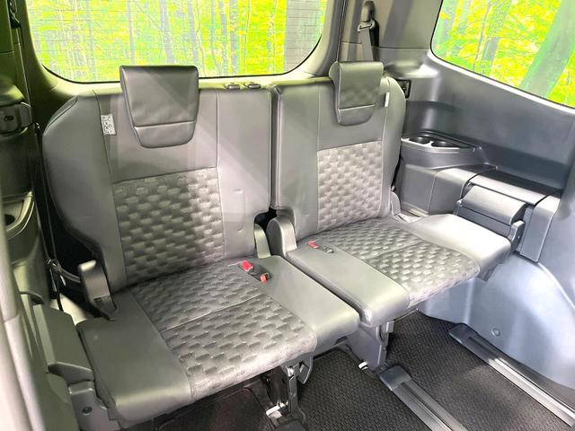 ヴォクシー ハイブリッドＳ－Ｚ　禁煙車　両側電動ドア　１０．５インチナビ付ディスプレイオーディオ　快適利便ＰＫＧ　バックカメラ　衝突被害軽減システム　電動リアゲート　シートヒーター　ステアリングヒーター　レーダークルーズ（10枚目）