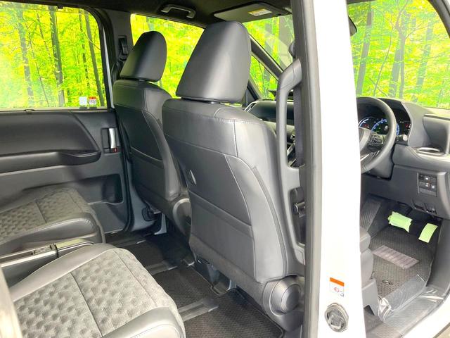 ヴォクシー ハイブリッドＳ－Ｚ　禁煙車　両側電動ドア　１０．５インチナビ付ディスプレイオーディオ　快適利便ＰＫＧ　バックカメラ　衝突被害軽減システム　電動リアゲート　シートヒーター　ステアリングヒーター　レーダークルーズ（46枚目）