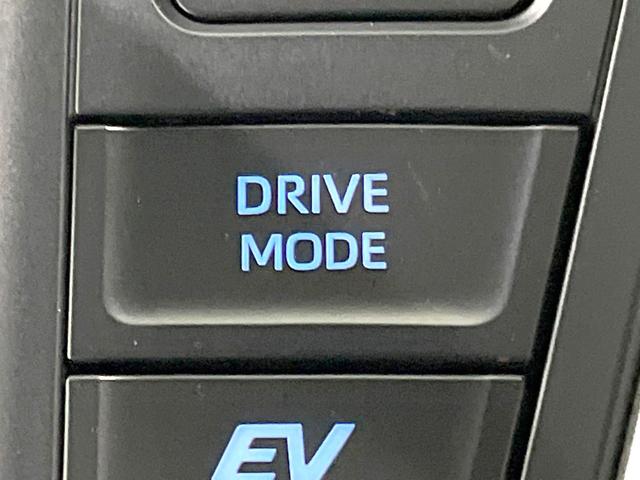 ヴォクシー ハイブリッドＳ－Ｚ　禁煙車　両側電動ドア　１０．５インチナビ付ディスプレイオーディオ　快適利便ＰＫＧ　バックカメラ　衝突被害軽減システム　電動リアゲート　シートヒーター　ステアリングヒーター　レーダークルーズ（68枚目）