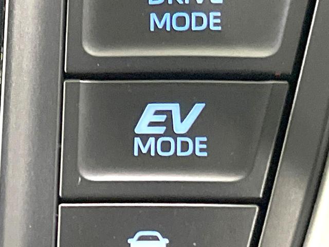 ヴォクシー ハイブリッドＳ－Ｚ　禁煙車　両側電動ドア　１０．５インチナビ付ディスプレイオーディオ　快適利便ＰＫＧ　バックカメラ　衝突被害軽減システム　電動リアゲート　シートヒーター　ステアリングヒーター　レーダークルーズ（69枚目）