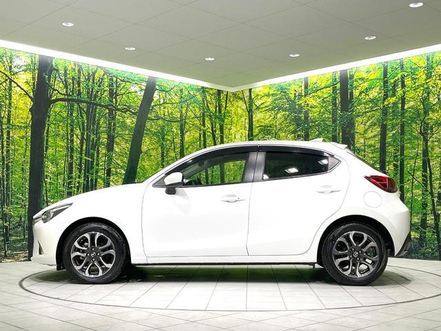 デミオ XDツーリング 衝突被害軽減システム 禁煙車 スマートキー LEDヘッド ETC クルコン オートライト オートエアコン 純正16インチアルミ Bluetooth CD DVD再生 フルセグ パドルシフト(27枚目)