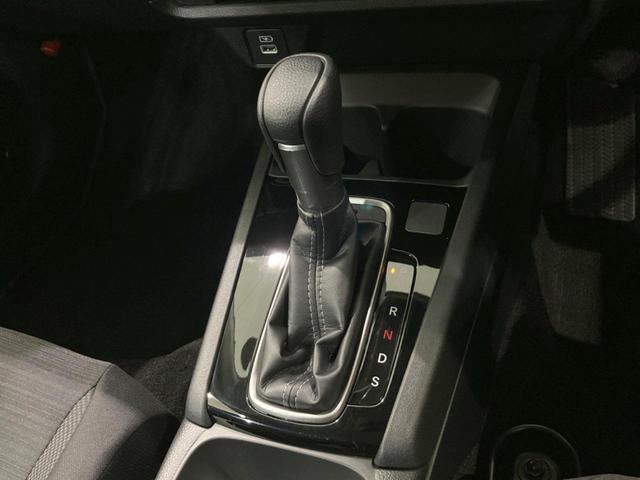 WR-V X 衝突被害軽減システム レーダークルーズ コーナーセンサー スマートキー LEDヘッド 車線逸脱警報 オートライト オートエアコン(46枚目)