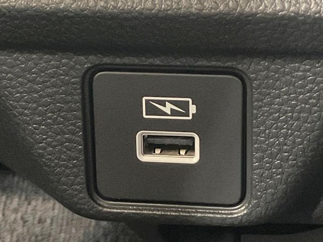 WR-V Z ブラックスタイル 禁煙車 特別使用車 純正8インチナビ バックカメラ 衝突被害軽減システム レーダークルーズ ハーフレザーシート ドラレコ コーナーセンサー LEDヘッド ETC オートライト オートエアコン(62枚目)