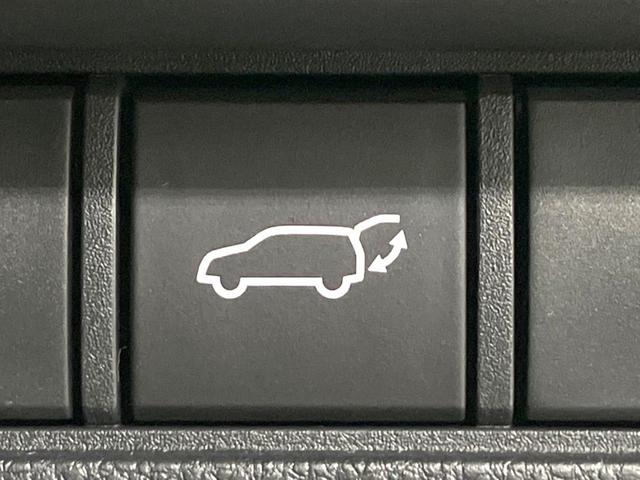 ランドクルーザー250 VX 禁煙車 現行 サンルーフ ルーフレール 7人乗り 純正12.3型ディスプレイオーディオ 全周囲カメラ 純正デジタルインナーミラー 前席シートベンチレーション パワーバックドア 4WD ETC(7枚目)